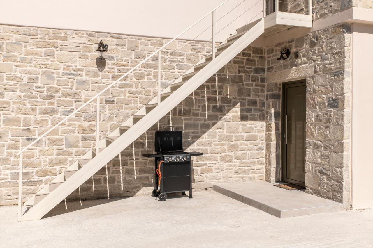 Aeonios Luxury Villa Pitsidia Eksteriør billede