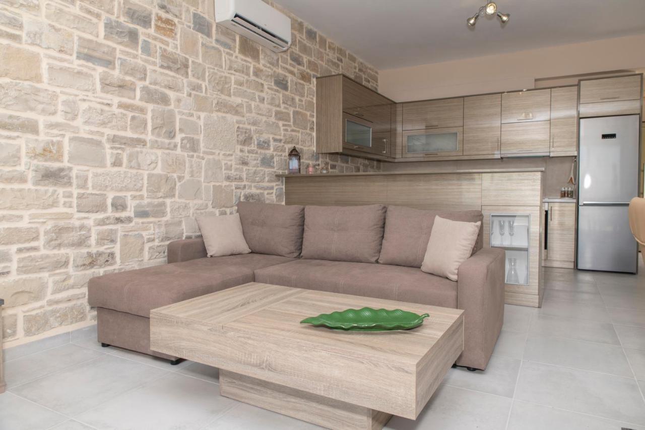 Aeonios Luxury Villa Pitsidia Eksteriør billede