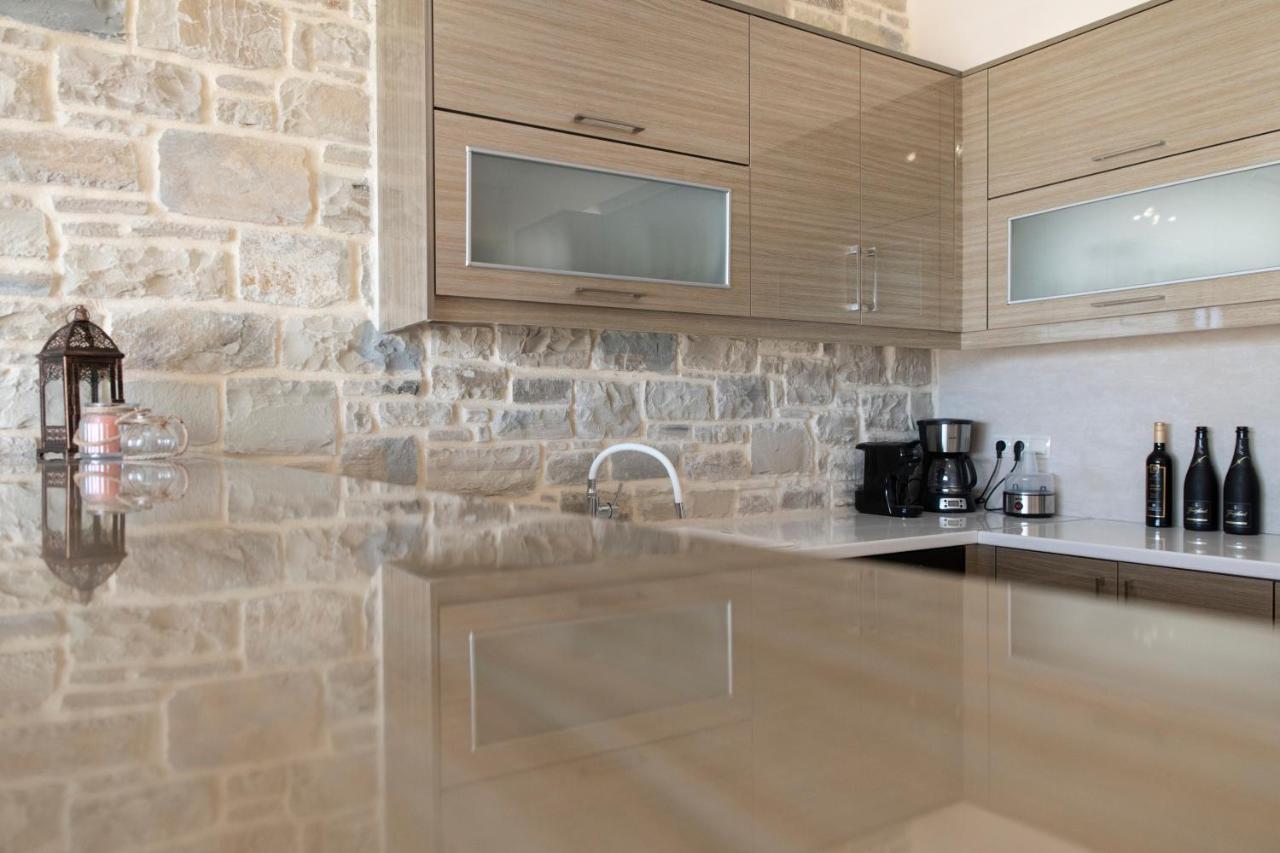 Aeonios Luxury Villa Pitsidia Eksteriør billede