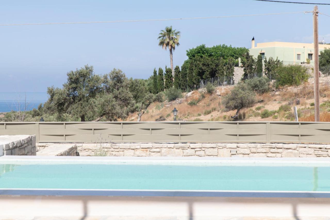 Aeonios Luxury Villa Pitsidia Eksteriør billede