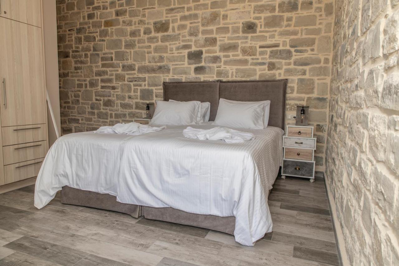 Aeonios Luxury Villa Pitsidia Eksteriør billede