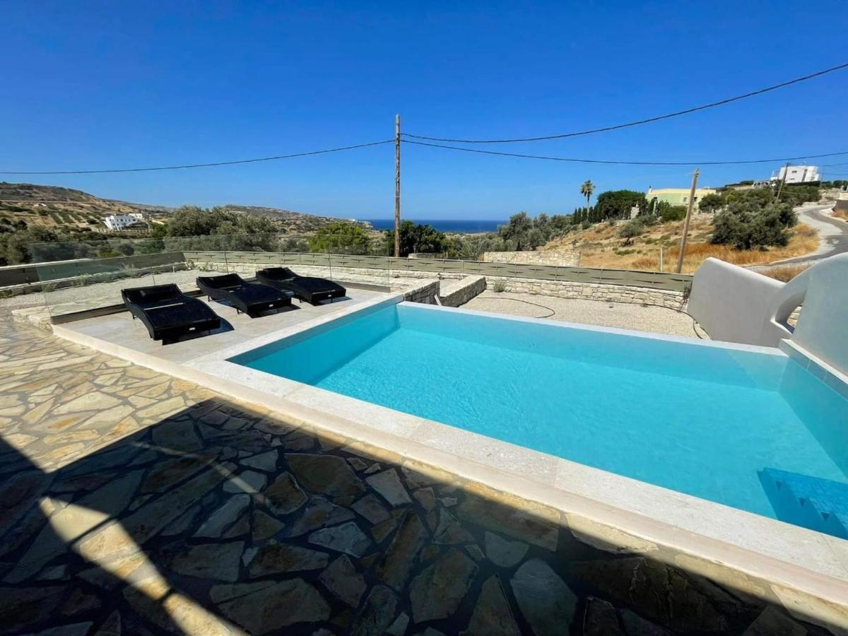 Aeonios Luxury Villa Pitsidia Eksteriør billede
